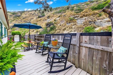 This beautiful 3 bedroom 3 bath beach cottage is complete with - photo 5