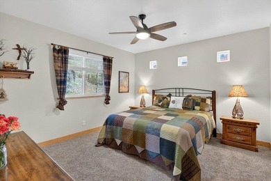 Enjoy sweeping views of Donner Lake and the surrounding Sierra - photo 15