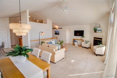 Enjoy stunning river views from this highly sought-after villa - photo 16