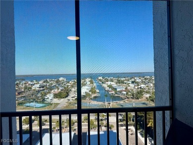 You will love living at Island Winds directly on the Gulf of - photo 8