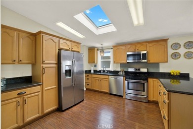 This beautiful 3 bedroom 3 bath beach cottage is complete with - photo 10