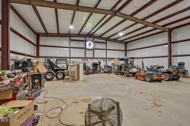 The owners will sell 10 to 23 acre lakefront homesite tracts, if - photo 22
