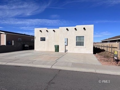 Lake Powell Home For Sale in Page Arizona