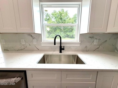 New Construction in this bright open and spacious 3 bedroom, 3 - photo 35
