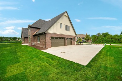 Welcome to this stunning custom-built new construction home - photo 39