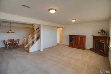 Enjoy stunning river views from this highly sought-after villa - photo 42