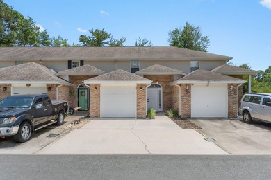 Move-in ready and ideally located, this beautifully maintained - photo 4