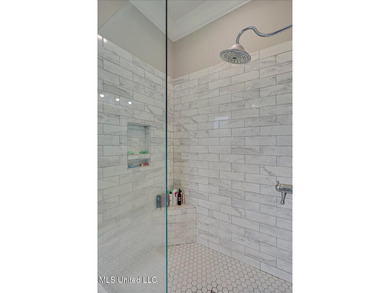 The owners will sell 10 to 23 acre lakefront homesite tracts, if - photo 55