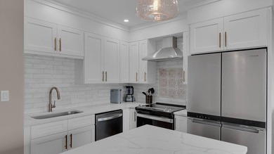 Exquisite ground-level, 1 bedroom Gulf-front Emerald Hill condo - photo 10