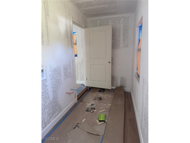 Investor opportunity with significant renovation work already - photo 5