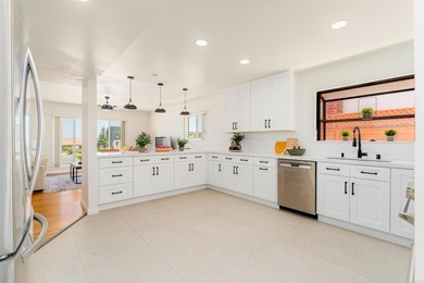 5736 Soledad Mountain Rd - photo 2