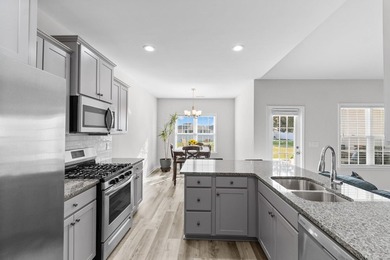Welcome to 255 Lakota Loop, a home that offers the perfect blend - photo 8