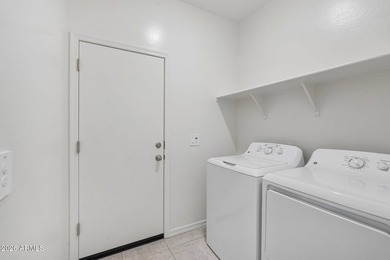 Beautiful NEW Home in PRIME San Tan Valley location, close - photo 25