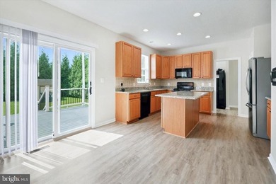 ***Solar panel is owned***Welcome to the sought after Middletown - photo 9