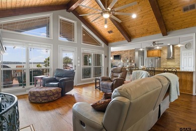 Welcome to this exceptional waterfront retreat on Lake Bob - photo 9