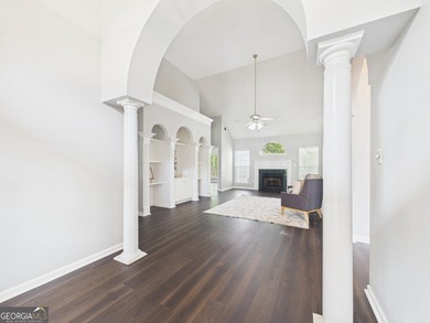 Welcome home to this beautiful 2-bedroom, 2-bath residence in - photo 6