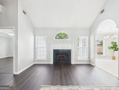 Welcome home to this beautiful 2-bedroom, 2-bath residence in - photo 9