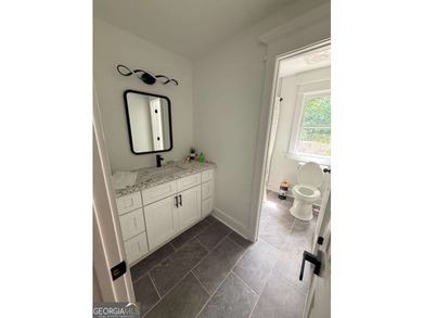 Additional listing photo 1