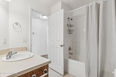 Imagine coming home to the rare combination of privacy, space - photo 12