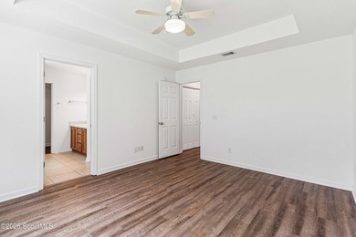 Imagine coming home to the rare combination of privacy, space - photo 16