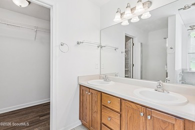 Imagine coming home to the rare combination of privacy, space - photo 17