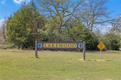 Want room to spread out near the water? These three wooded lots - photo 1