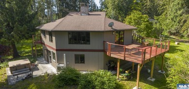 A rare blend of artistic architecture and modern luxury on this - photo 45