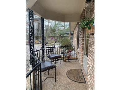 What if you could live in a quiet, wooded sanctuary but be at