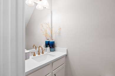 Sought-After Corner Unit in the Heart of Destin - Just Minutes - photo 7