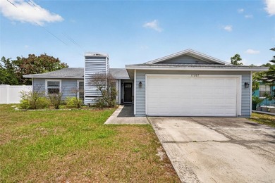 *SELLER MOTIVATED* BEAUTIFUL 3/2/2 POOL HOME on a FENCED CORNER - photo 1