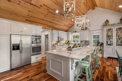 This charming golf course home in Lake Oconee's Harbor Club - photo 12
