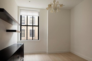 Few homes in this city ask you to stop and take stock the moment - photo 12
