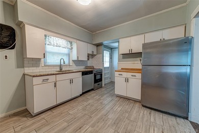 Welcome to this charming Colonial that offers the perfect blend - photo 12