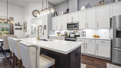 Discover this immaculate, like-new 3,058 sq ft ranch-style - photo 3
