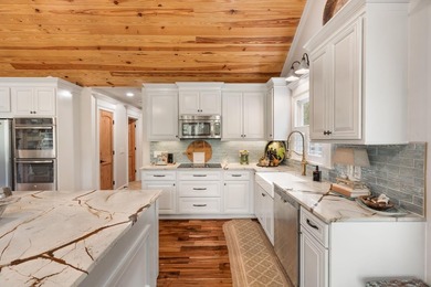 This charming golf course home in Lake Oconee's Harbor Club - photo 15