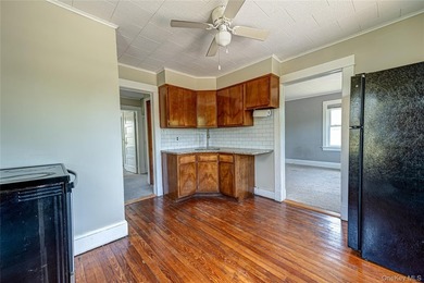Welcome to this charming Colonial that offers the perfect blend - photo 18