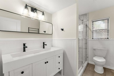 Beautifully remodeled & meticulously maintained 4-bed 3-bath - photo 19