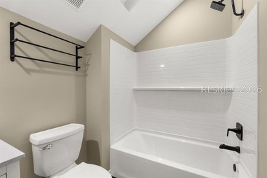 Beautifully remodeled & meticulously maintained 4-bed 3-bath - photo 27