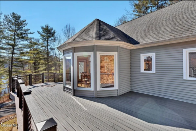 Contemporary lakeview home offers a rare blend of flexibility - photo 9