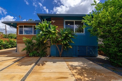 Location, location, location! Nestled in desirable Kaimuki, this - photo 1