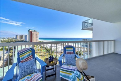 Live the Destin lifestyle from this beautifully updated - photo 2