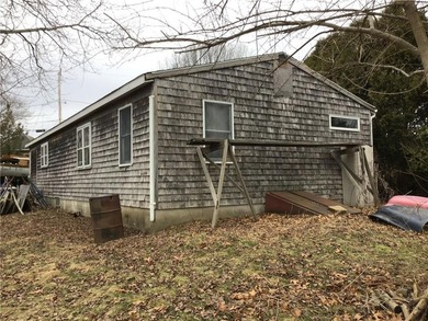 Major renovation warranted. Significant deferred maintenance - photo 2