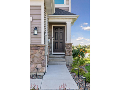 Experience the perfect blend of new construction quality and the - photo 3