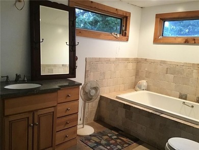 Major renovation warranted. Significant deferred maintenance - photo 5