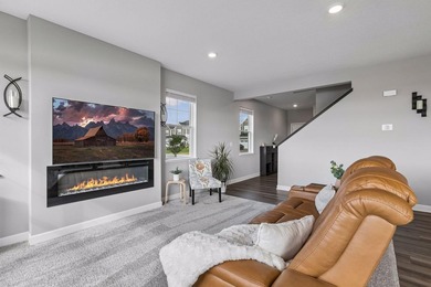 Experience the perfect blend of new construction quality and the - photo 8