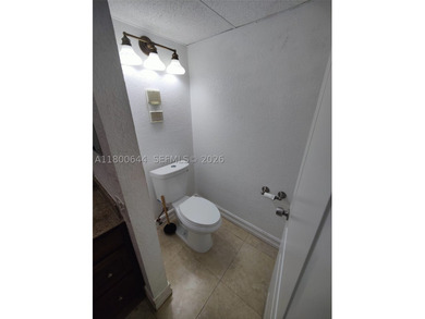 *Located in a desirable neighborhood, this charming 2-bedroom - photo 27