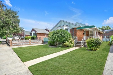 (private lake, pond, coastal) Home Sale Pending in Bellerose Manor New York