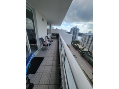 OCEANFRONT FURNISHED  PENTHOUSE: 5601 Collins Ave, very secure