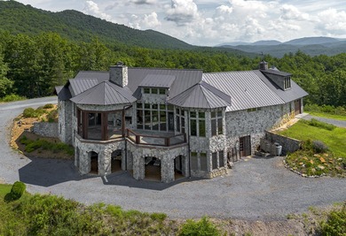 Lake Moomaw Home For Sale in Hot Springs Virginia