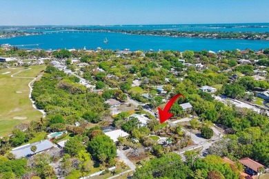 A refined coastal retreat in Stuart's coveted Port Sewall. This - photo 2